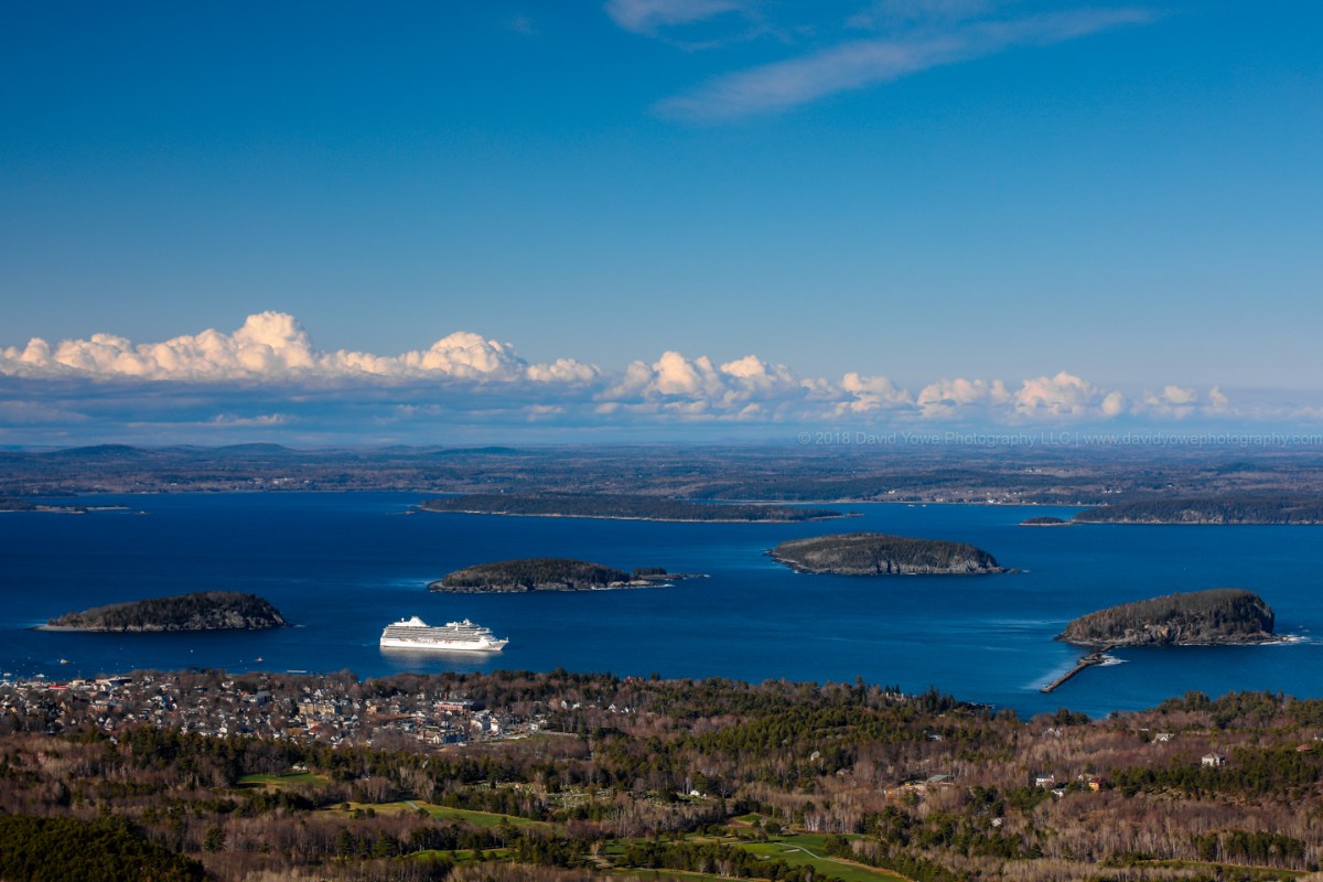 2018 Acadia (DLY_6037-2)